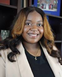 Gina Palmer Headshot of Gina Palmer