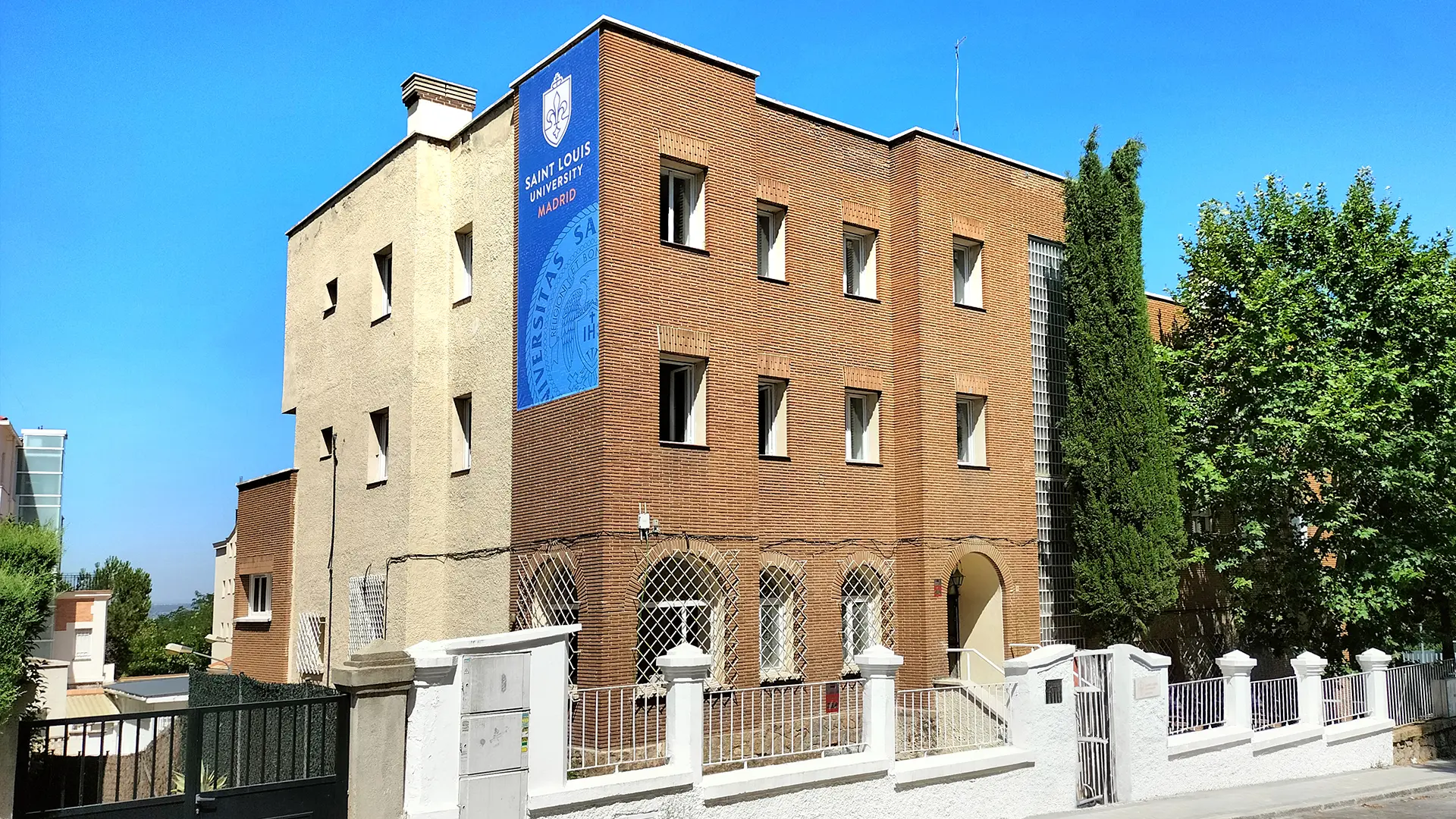 An exterior view of SLU-Madrid's Vina Hall.