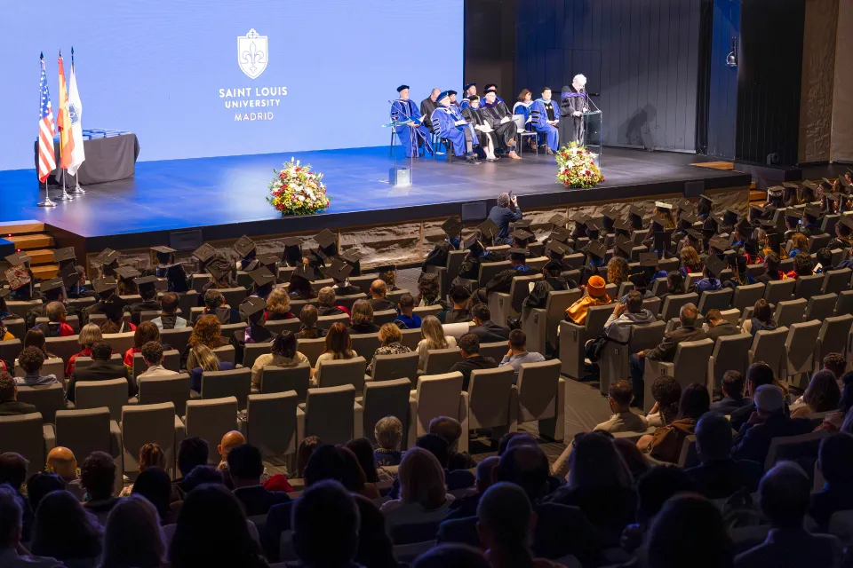 Imagen general de la ceremonia de gracuación.