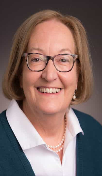 Headshot of Helen Lach