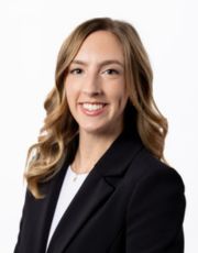 Headshot of Lauren Evelti