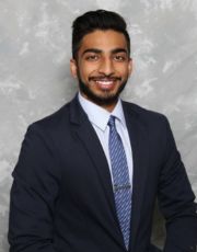 Headshot of Monik Gupta