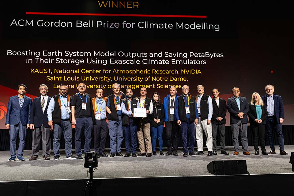 Qinglei Cao, Ph.D. (Computer Science) was part of a team that was&nbsp;honored with the ACM Gordon Bell Prize for Climate Modelling.